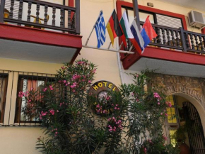 Hotels in Neos Marmaras